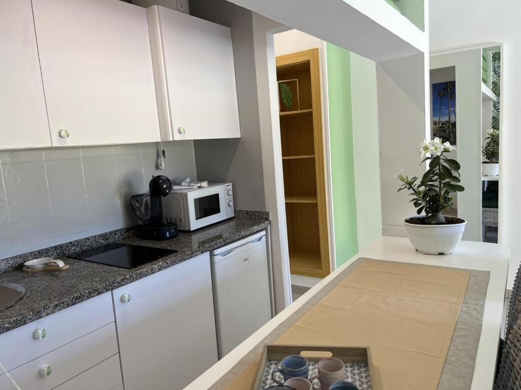 Vakantiehuis Atlantic Garden Andrew Pool Air Conditioning